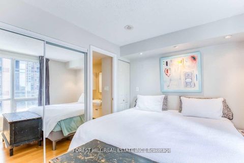 Photo 13 at 801 - 100 Hayden Street, Yonge Corridor, Toronto