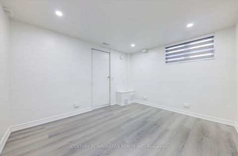 Photo 27 at 35 Cotton Avenue, Birchmount, Toronto