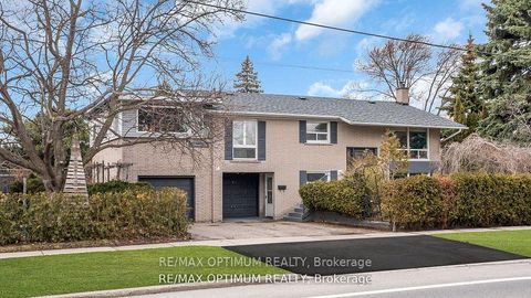 Photo 2 at 1 Dundee Drive, York University Heights, Toronto