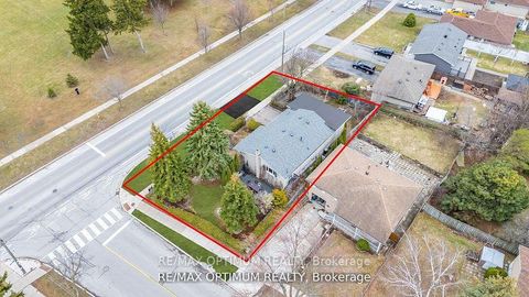 Photo 6 at 1 Dundee Drive, York University Heights, Toronto