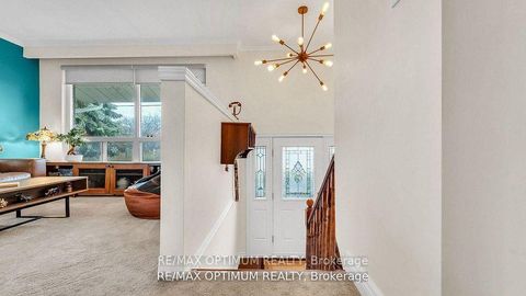 Photo 11 at 1 Dundee Drive, York University Heights, Toronto