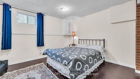 Photo 30 at 1 Dundee Drive, York University Heights, Toronto