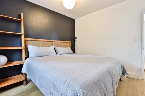 Photo 17 at 119 Craven Road, Coxwell, Toronto