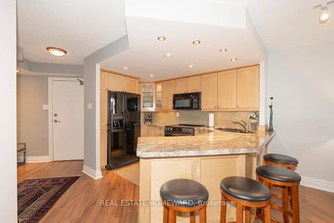 Photo 10 at 503 - 77 Maitland Place, South St. James Town, Toronto