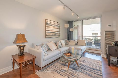 Photo 15 at 503 - 77 Maitland Place, South St. James Town, Toronto
