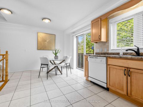 Photo 14 at 15A - 81 Northern Heights Drive, Langstaff, Richmond Hill