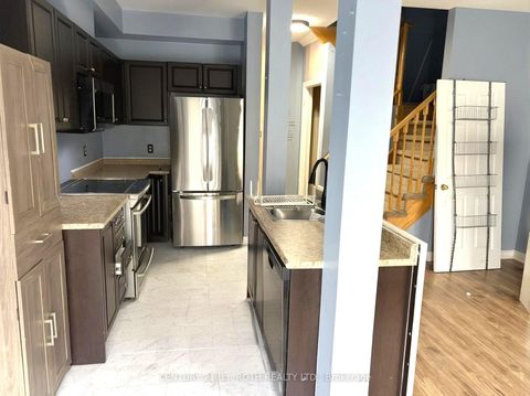 Photo 2 at 120 Stanley Street, East Bayfield, Barrie