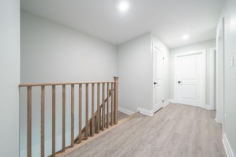 Photo 5 at 1486 Purchase Place, Lefroy, Innisfil