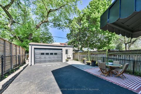 Photo 37 at 93 Coleridge Avenue, Lumsden, Toronto