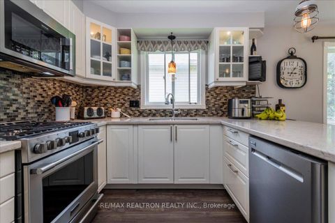Photo 6 at 34 O'Shaughnessy Crescent, Holly, Barrie