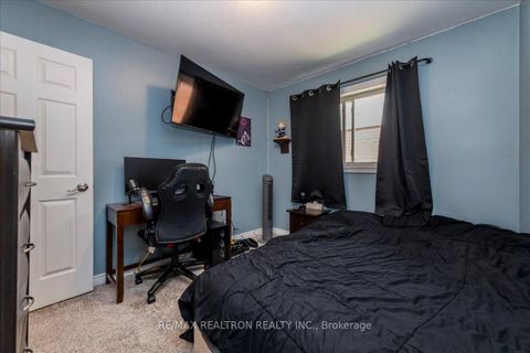 Photo 12 at 34 O'Shaughnessy Crescent, Holly, Barrie