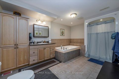 Photo 20 at 34 O'Shaughnessy Crescent, Holly, Barrie