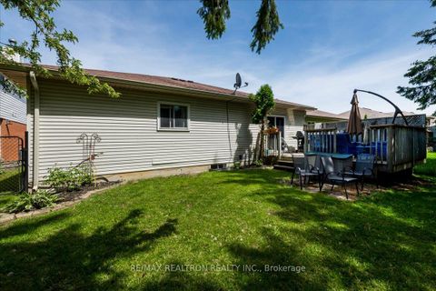 Photo 25 at 34 O'Shaughnessy Crescent, Holly, Barrie