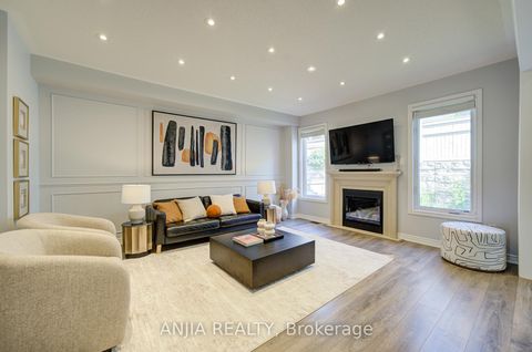 Photo 15 at 8 Beckett Avenue, Berczy, Markham