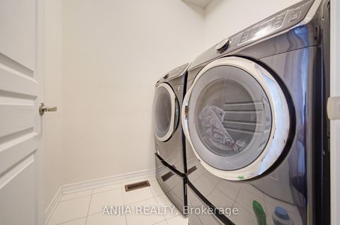 Photo 33 at 8 Beckett Avenue, Berczy, Markham