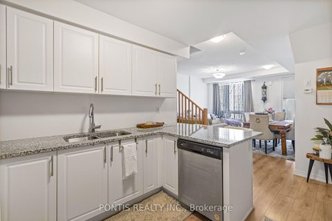 Photo 9 at 12 - 20 Woodstream Drive, Clairville, Toronto