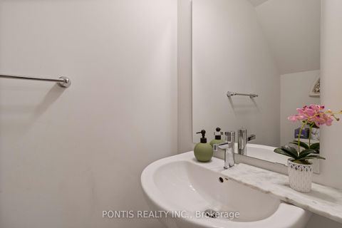 Photo 11 at 12 - 20 Woodstream Drive, Clairville, Toronto