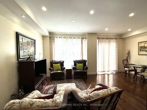 Photo 8 at 11 Kohl Street, Oak Ridges Lake Wilcox, Richmond Hill