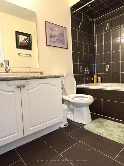 Photo 13 at 11 Kohl Street, Oak Ridges Lake Wilcox, Richmond Hill