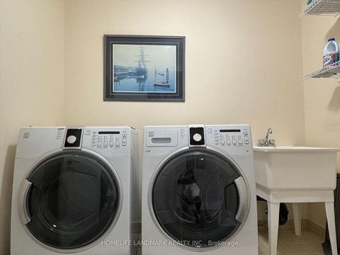 Photo 14 at 11 Kohl Street, Oak Ridges Lake Wilcox, Richmond Hill