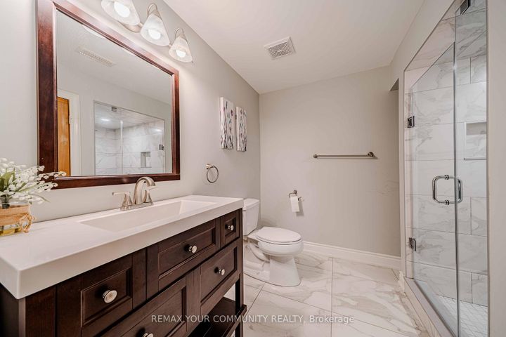 Photo 34 at 3447 Liptay Avenue, BC Bronte Creek, Oakville