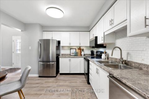 Photo 5 at 113 Galbraith Court, Bowmanville, Clarington