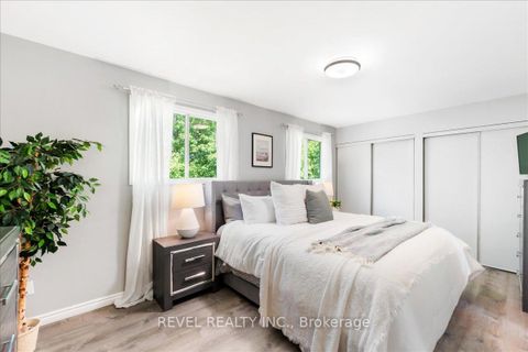 Photo 14 at 113 Galbraith Court, Bowmanville, Clarington