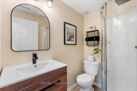 Photo 23 at 113 Galbraith Court, Bowmanville, Clarington