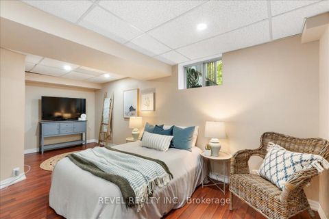 Photo 24 at 113 Galbraith Court, Bowmanville, Clarington