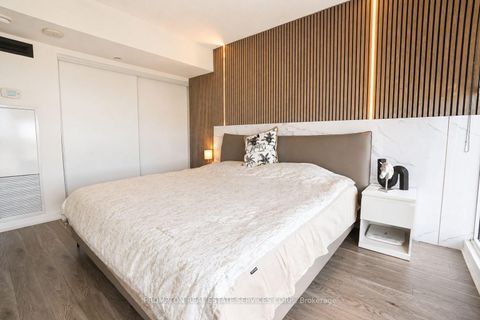 Photo 3 at 717 - 72 Esther Shiner Boulevard, Bayview Village, Toronto