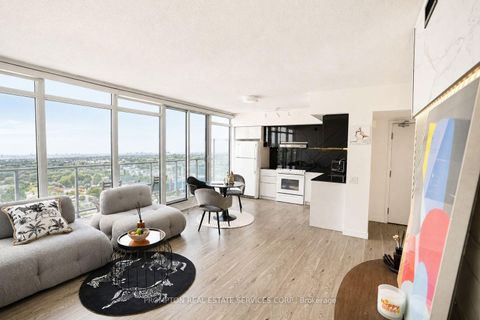 Photo 15 at 717 - 72 Esther Shiner Boulevard, Bayview Village, Toronto