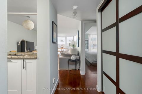 Photo 13 at 903 - 725 King Street W, Niagara, Toronto