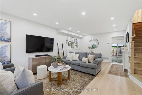 Photo 6 at 1624 Arcadia Square, Amberlea, Pickering