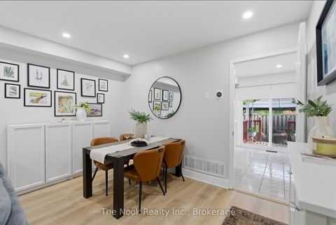 Photo 9 at 1624 Arcadia Square, Amberlea, Pickering