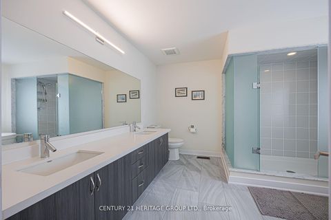Photo 23 at 25 Helliwell Crescent, Oak Ridges Lake Wilcox, Richmond Hill