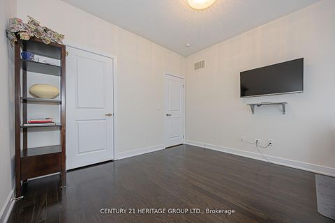 Photo 29 at 25 Helliwell Crescent, Oak Ridges Lake Wilcox, Richmond Hill