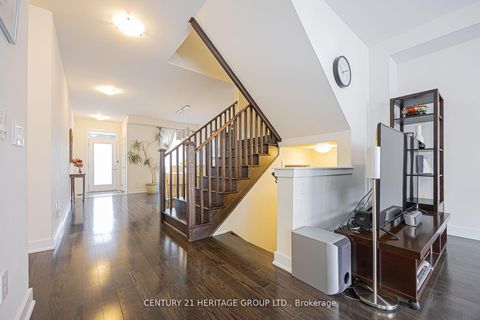 Photo 40 at 25 Helliwell Crescent, Oak Ridges Lake Wilcox, Richmond Hill