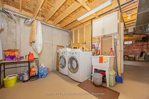 Photo 46 at 25 Helliwell Crescent, Oak Ridges Lake Wilcox, Richmond Hill