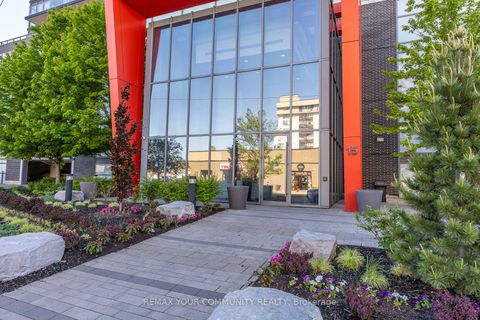 Photo 2 at 706 - 15 James Findlay Way, CFB, Toronto