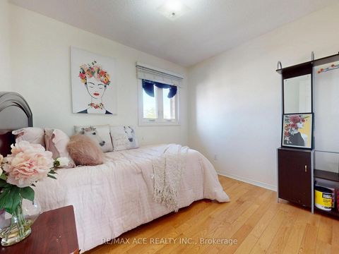 Photo 12 at 159 Heale Avenue, Cliffside, Toronto