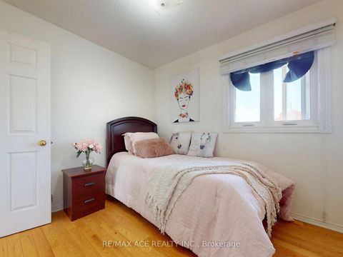 Photo 13 at 159 Heale Avenue, Cliffside, Toronto