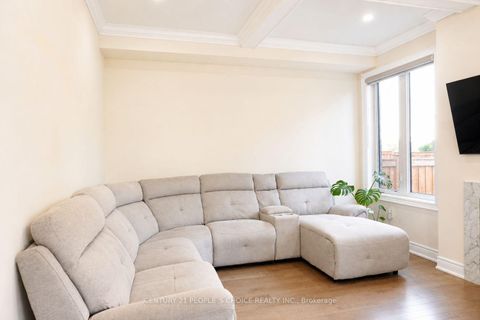 Photo 18 at 64 Coldwell Bay Circle, Kleinburg, Vaughan