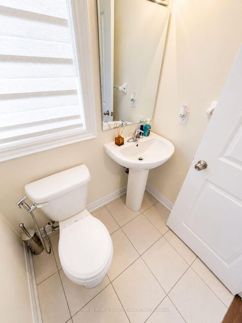 Photo 21 at 64 Coldwell Bay Circle, Kleinburg, Vaughan