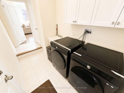 Photo 22 at 64 Coldwell Bay Circle, Kleinburg, Vaughan