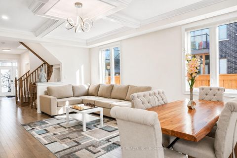 Photo 33 at 64 Coldwell Bay Circle, Kleinburg, Vaughan