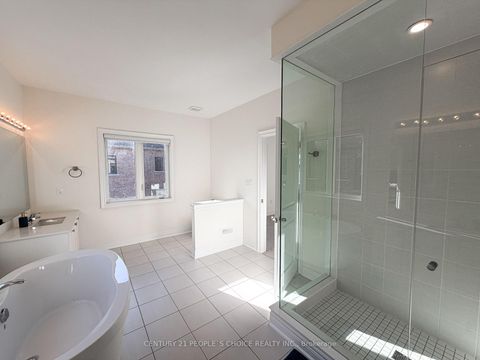 Photo 44 at 64 Coldwell Bay Circle, Kleinburg, Vaughan