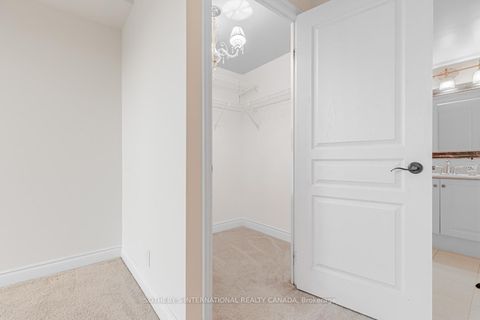 Photo 21 at 327 - 10 Delisle Avenue, St. Clair, Toronto