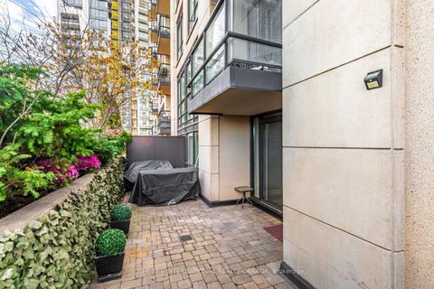 Photo 28 at 327 - 10 Delisle Avenue, St. Clair, Toronto