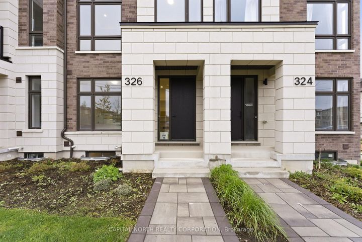 Photo 1 at 326 King Road, Oak Ridges, Richmond Hill
