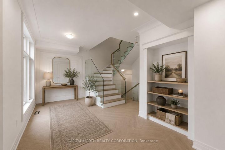 Photo 3 at 326 King Road, Oak Ridges, Richmond Hill